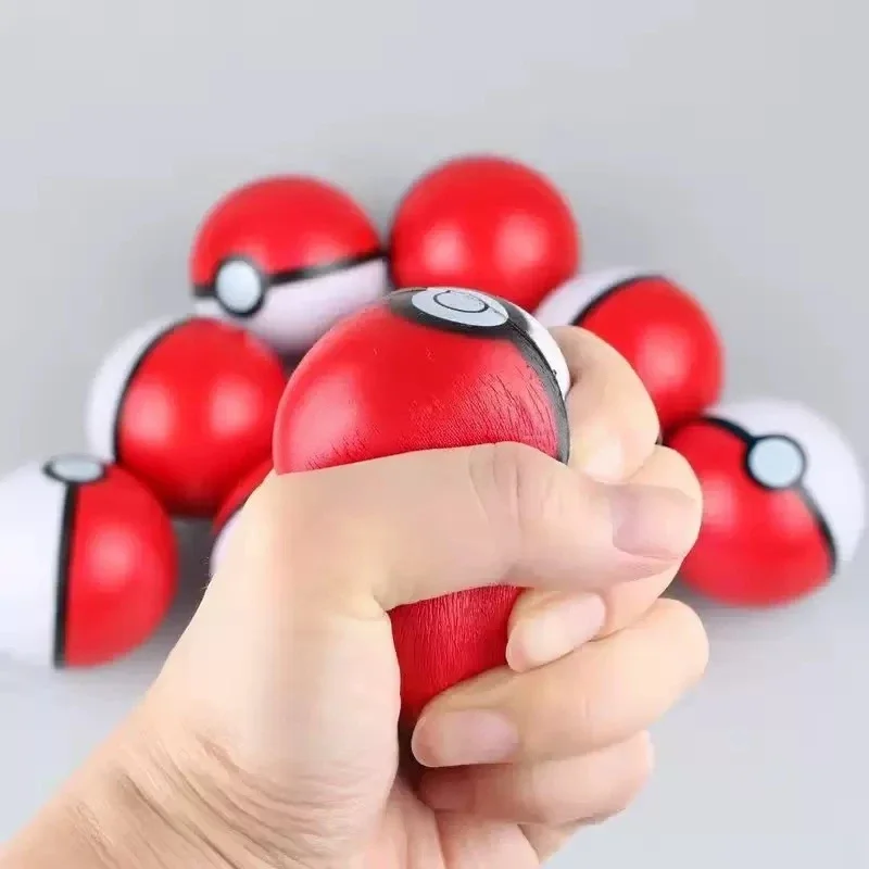 Palla antistress Pokémon Poké  - Interactive Squeaky Plush Dog Toy recensione e prezzo